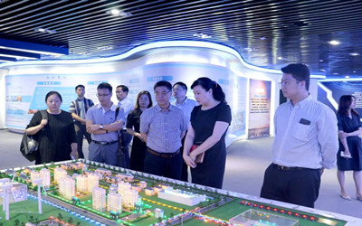 中國大唐集團科學(xué)技術(shù)研究院領(lǐng)導(dǎo)蒞臨北京泰豪調(diào)研考察